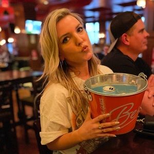 Meet your Posher, Britni